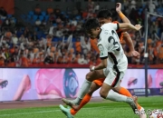 爱游戏-国内足球联赛独特魅力，裁判风波不停歇