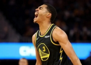 AYX官方直播-法兰克福惊险获胜，暂居榜首