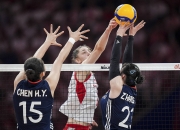 爱游戏在线-波兰队翻盘中国队，林高远扛起全队