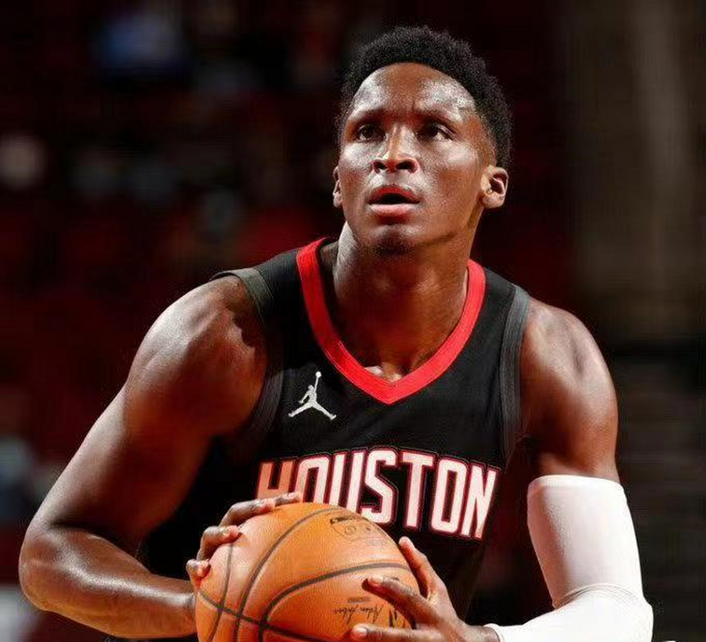 尼日利亚男篮险胜雷霆，波特三分雨点燃全场