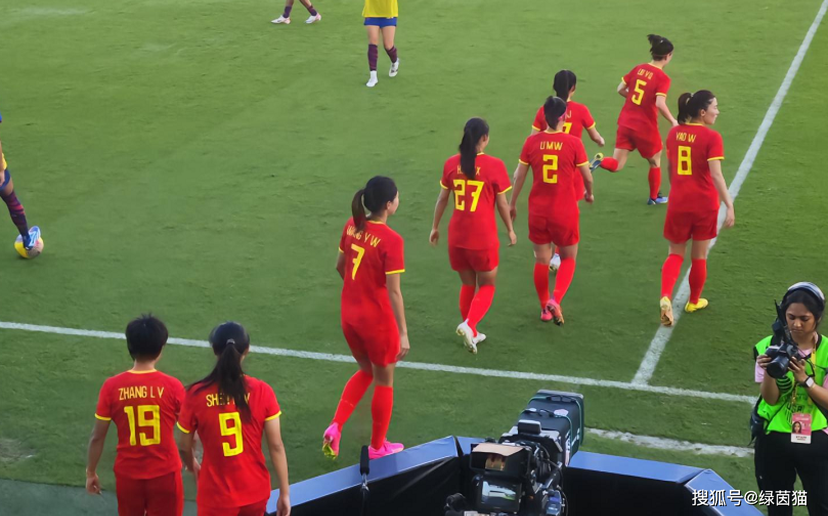 中国队逆转印尼队，黄鸭组合惊艳四座