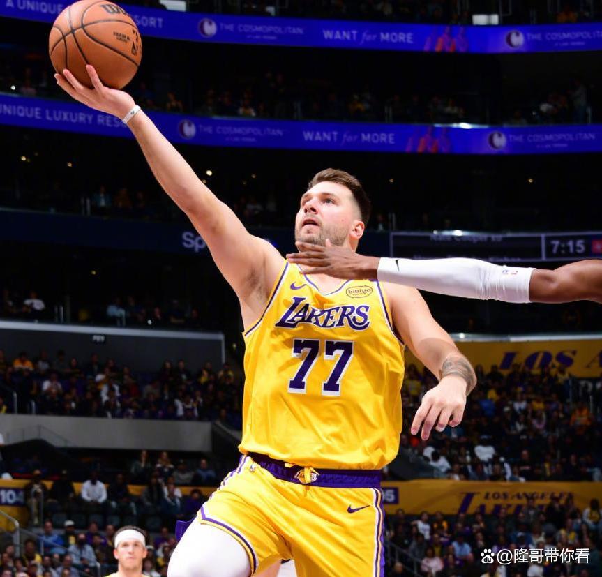 湖人轻取爵士，东契奇刷新纪录