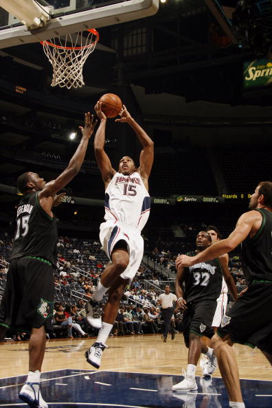 奇才战胜老鹰,霍华德内线强势压制 奇才战胜老鹰,霍华德内线强势压制