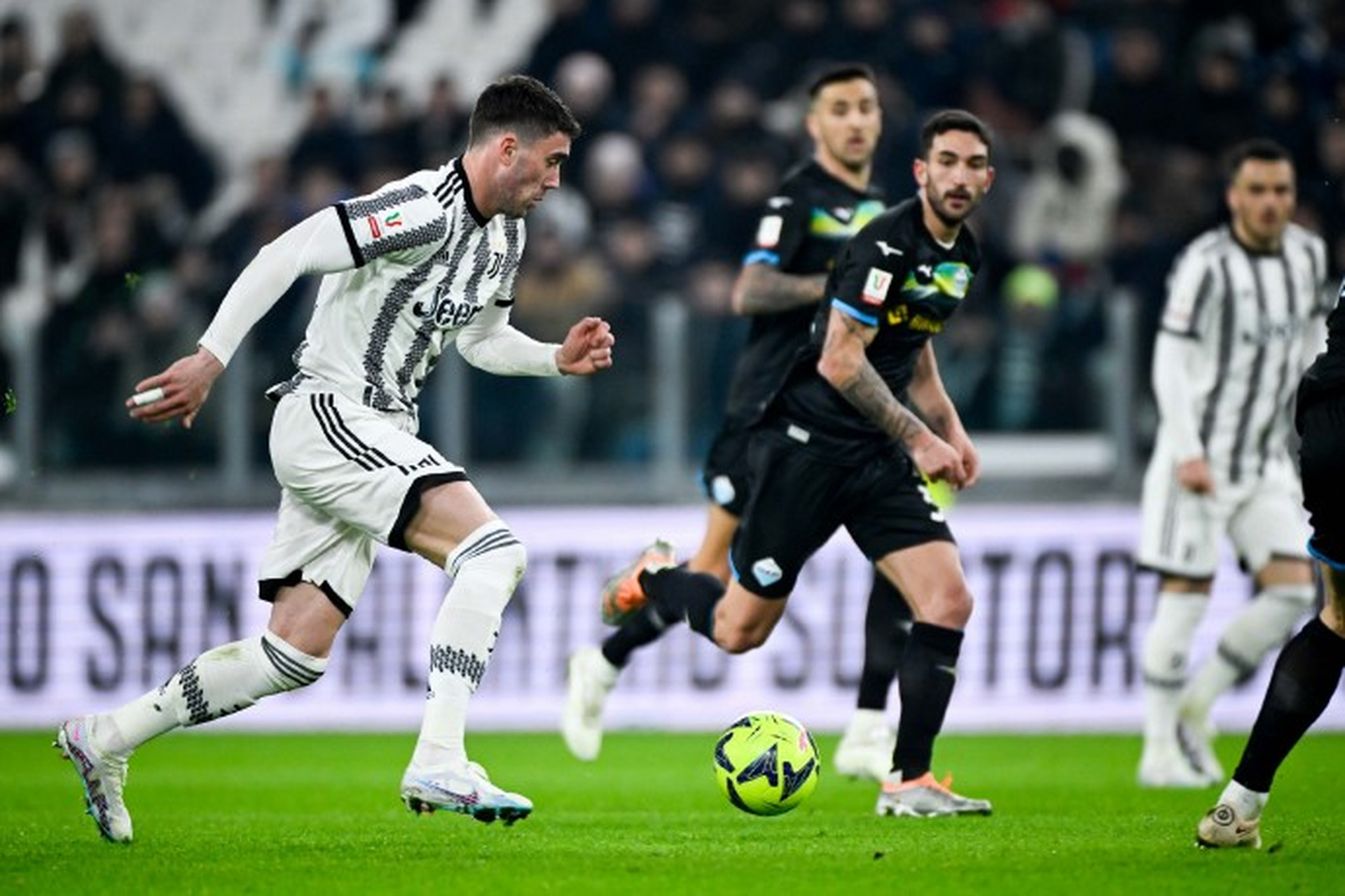 拉齐奥客场战平尤文图斯，表现令人鼓舞