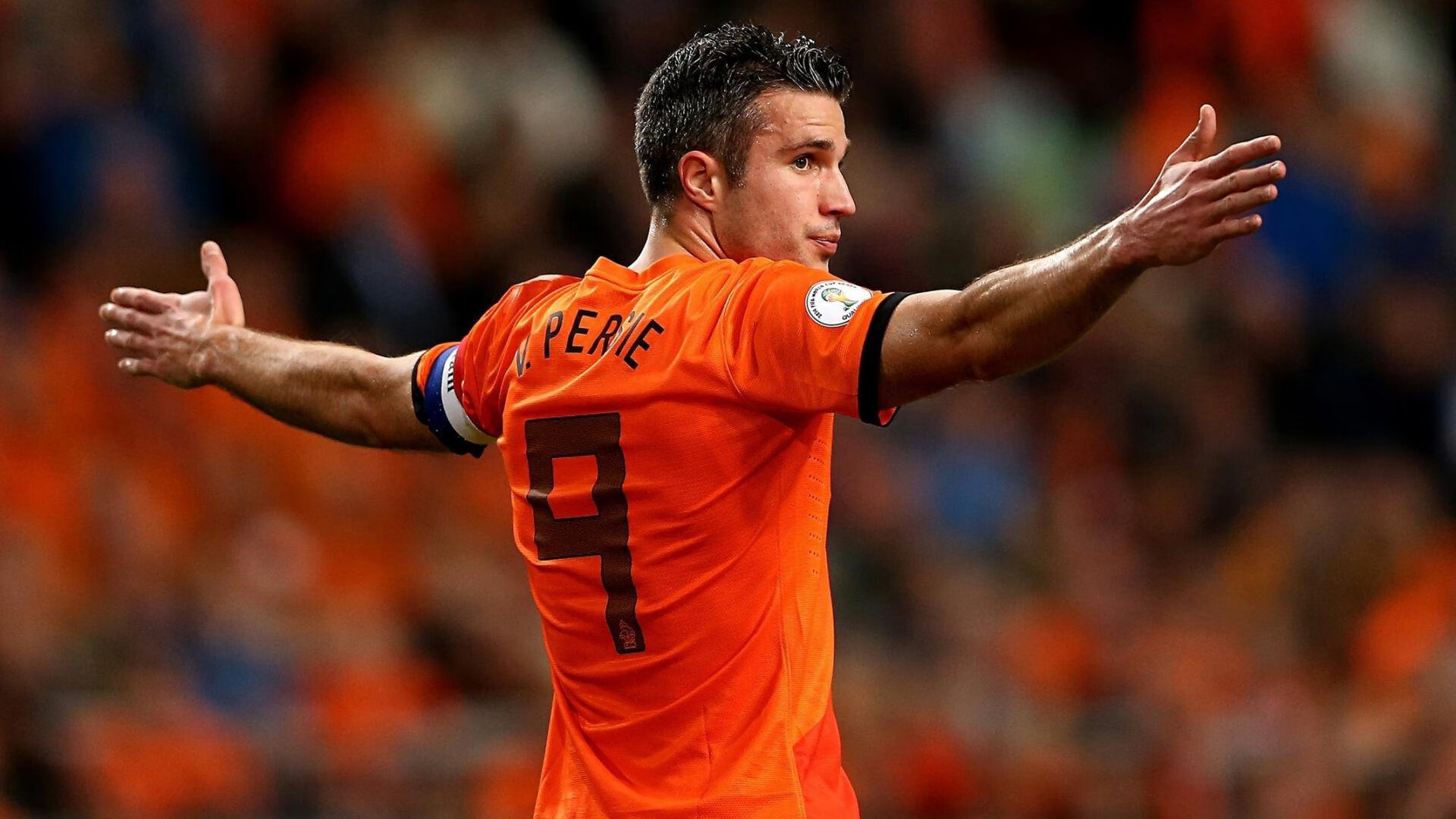 黄喜灿里程碑闪耀，尤文爆冷波兰引发足坛新思考